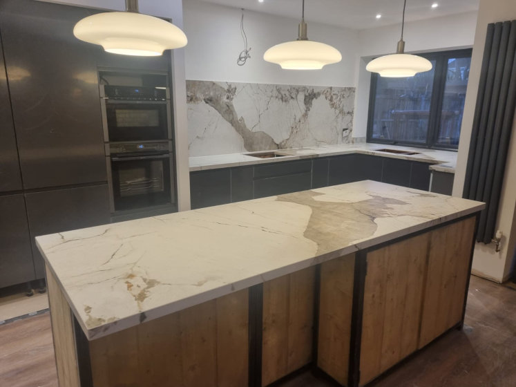 Porcelain case study in Poole, Dorset